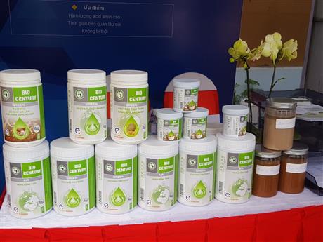 Thủy phân phụ phẩm thủy hải sản làm thức ăn gia súc bằng chế phẩm sinh học BIO CENTURY